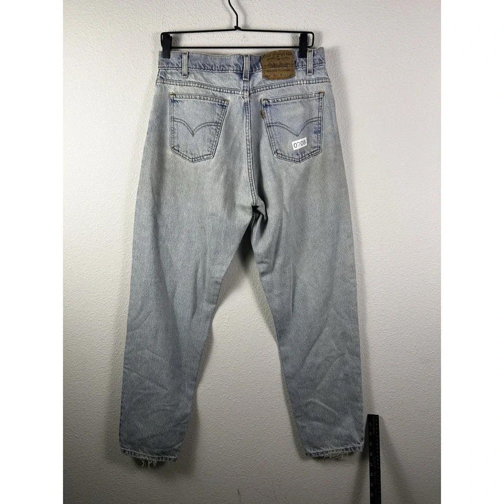 Vintage Levis 550 Relaxed Tapered Leg Jeans Orange Tab 33x32 90s Light Wash Blue
